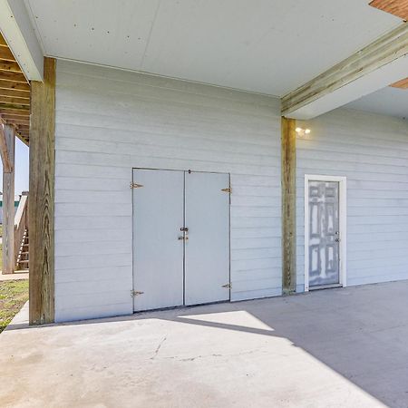 Crystal Beach Home With 2 Grills Walk To Shore! Ngoại thất bức ảnh